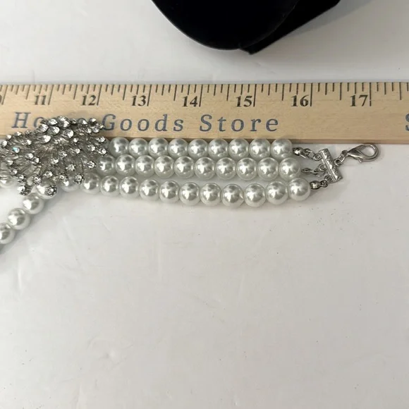 3 Strand Faux Pearl Necklace with Silver Crystal Brooch Rhinestone Bling - Picture 6 of 9